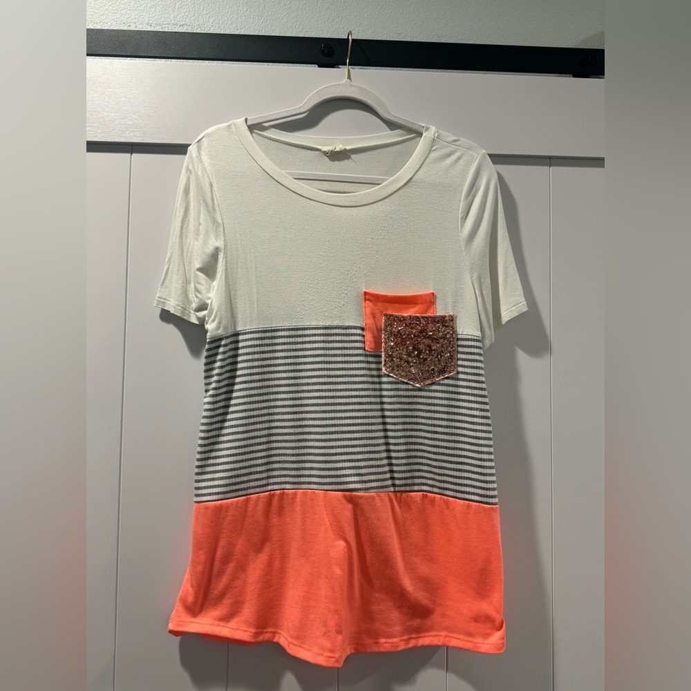 Sequin Pocket short sleeve tee Large